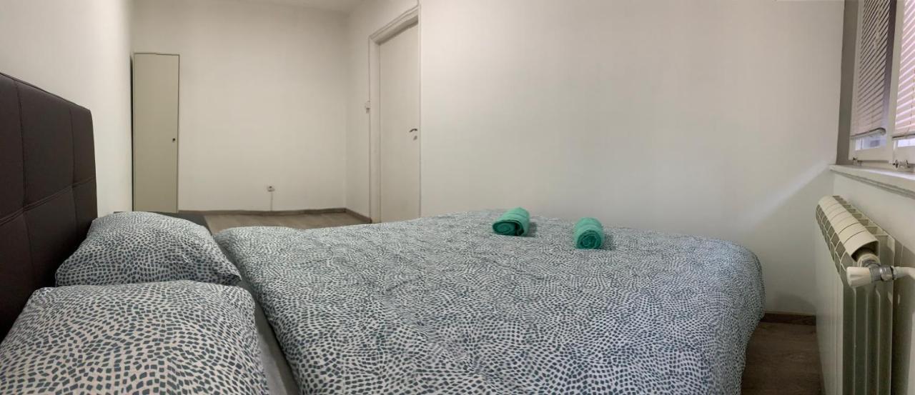 Private Rooms Belgrade Hostel Eksteriør billede